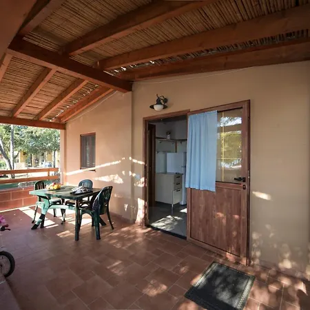 Villaggio Camping Capo Ferrato *